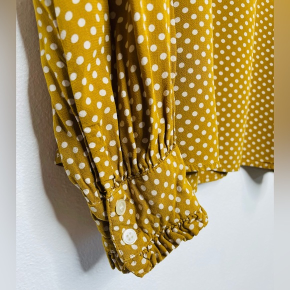 Loft Women’s Polka Dot Long Sleeve Blouse W/Ruffled Sleeves. - Picture 5 of 5